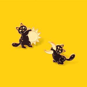 Style petit Animal lune chat noir, insigne en métal chat soleil, épingle à éperon, broche, épingle à vêtements