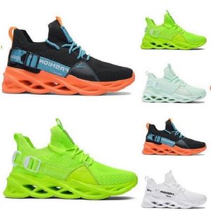 Style333 39-46 Mode Ademend Heren Womens Running Schoenen Drievoudig Zwart Wit Groen Schoen Outdoor Mannen Dames Designer Sneakers Sport Trainers Oversize