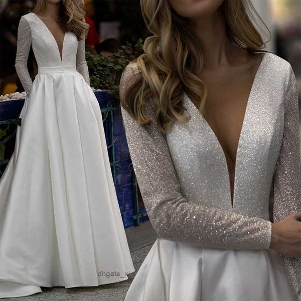 Robes de mariée élégantes A-ligne Perles Scintillantes Paillettes Sexy Col En V À Manches Longues Satin Simple Et Élégant Robes De Mariée Balayage Train Robe De Novia