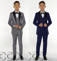 Élégant sur mesure garçon Tuxedos châle revers un bouton vêtements pour enfants pour la fête de mariage enfants costume garçon ensemble veste pantalon arc Ves267W