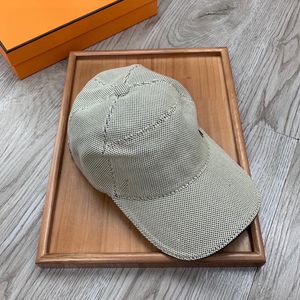 Chapeau unisexe au design élégant, couche supérieure en tissu Oxford, en cuir de vache, sangle de réglage des ongles avec boîte, sac anti-poussière, chapeau décontracté