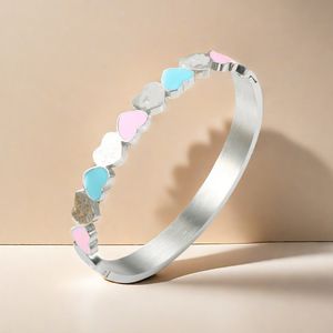 Stijlvolle vergulde armbanden armbanden luxe merk dames heren roestvrij staal mode dagelijkse accessoires feest bruiloft ontwerper sieraden geschenken Kerstmis Pasen