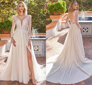 Stijlvol Kant A-lijn Trouwjurken Diepe V-hals Sexy Dijsplit Boho Strand Bruidsjurken Lange Mouwen Chiffon Hofsleep Ruglooze Receptie Feestjurk CL2960