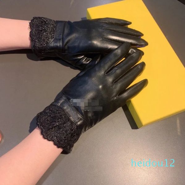 Gants en cuir élégants en dentelle ondulée pour femmes, mitaines à écran tactile, gants d'hiver en velours avec boîte