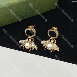 Stijlvolle letter Bee Diamond Studs Interlocking Letter Earring Rijnste Designer Designer Oordrops With Box Jewelry Birthday Gift Anniversary