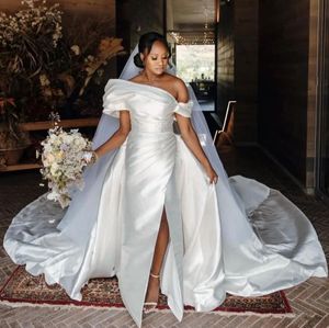 Robes De Mariée Sirène Élégantes Robes De Mariée Plissées Avec Train Détachable De L'épaule Décolleté Satin Plus La Taille Côté Split Robe De Novia