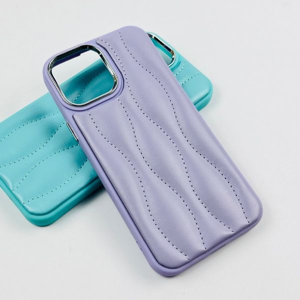 Elegante funda para teléfono para iPhone 15 14 13 Pro Max 12 11 Funda para teléfono móvil PU 3D de color puro con lentes y botones de metal Parachoques protector a prueba de golpes