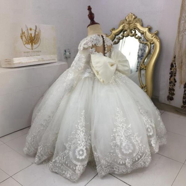 Robes de demoiselle d'honneur blanches élégantes, col transparent, robes de bal en tulle plissées à plusieurs niveaux pour petites filles pour mariage, robes de mariée en dentelle appliquée et perles NF114