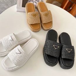 Sandalias tejidas de suela gruesa para mujer, elegantes, para verano, zapatillas transfronterizas para exteriores con parte inferior de tela de hierba