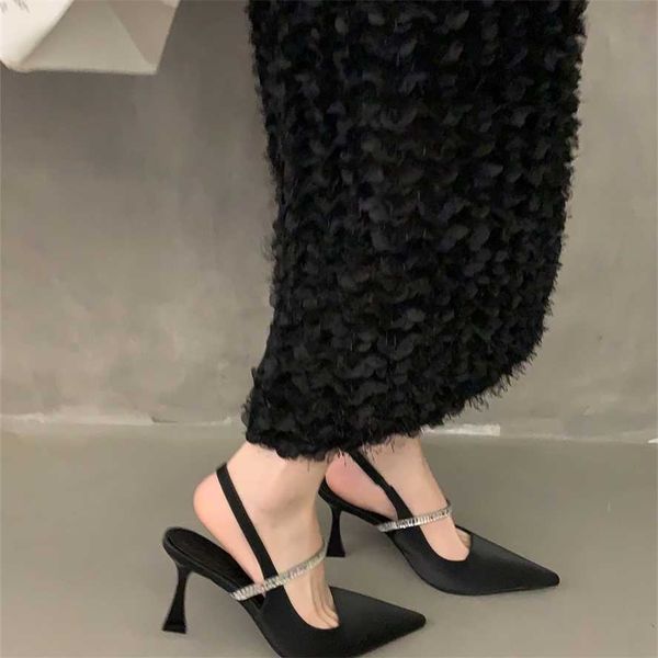 Femmes élégantes sandales à talons aiguilles tongs noires pour talons hauts chaussures de soirée pour femmes printemps été Mary Jane chaussures simples 240228