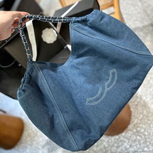 Sac à bandoulière en jean pour femmes élégantes grande capacité 33 cm sac à provisions classique broderie Matelasse chaîne sac à bandoulière rétro sacs sous les bras fourre-tout de luxe avec doublure intérieure