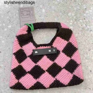 eleganteendibags Desigenr Bag Diamond check couleur tricot tissé pochette 2024 Automne / hiver nouveau mini sac à main moelleux sac pour femme