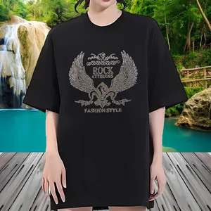 T-shirts stylistes O-cou à manches courtes Coton Coton Casual Daily Wear Tshirts Black Surdimensia Female Tops Tees