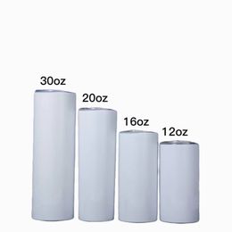 Sublimation Blanks Mug 20 oz Gobelets droits en acier inoxydable Gobelet blanc avec couvercles et paille Gobelets de transfert de chaleur Bouteilles d'eau 50 pcs / carton