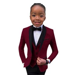 Pak voor jongens kinderen bruiloft tuxedo formele bordeaux jas set 3 -delige sjaal revers blazer vest broek mode kind kostuum