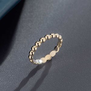 Geschikt voor unisex ring zuiver goud met glanzende slijtage en veelzijdig met gewone Vanly