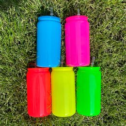 Adecuado para vinilo de 16 oz de color neón brillante estilo sublimación de vidrio de vidrio puede bpa biberón de agua de estudiante de la escuela gratis con paja para viajes de vacaciones de verano