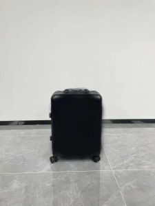 Akschriften 9A Suitcase Classic Joint Development Designer Fashion Bag Boarding Grote capaciteit Travel Leisure Holiday Trolley Case Travel ALUM