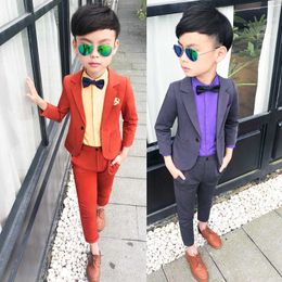 Pakken 2021 Formele Jongens Kostuums Bruiloft Tuxedos Kinderen Rokkostuums Gentleman Kids Party Kleding Blazer Broek Klassieke SchooloutfitsHKD230704