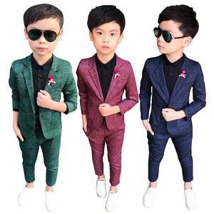 Costumes 2022 Costume De Mariage Formel Garçon 2 Pièces Blazer Pantalon Enfants Robe Costume À Carreaux Enfants Uniforme Scolaire Adolescents Vêtements De Fête WearHKD230704