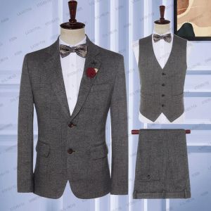 Trajes 2023 nuevos trajes de negocios formales ajustados para hombres, gris oscuro, a cuadros, el mejor vestido de fiesta de boda, conjunto de 3 uds (chaqueta + chaleco + pantalones)