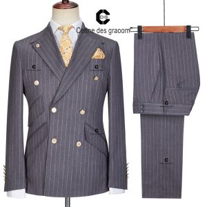 Costumes Cenne des Graoom Nouveaux combinaisons à fines rayures à double seins pour hommes pantalons de blazer gris 2 pièces avec bouton doré