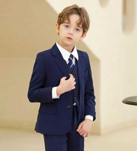 Pakken Kinderen Slim Pak voor trouwfeest Tiener jongens Host Piano Ceremony Tuxedo Dress Gentleman Kids Prom Show Fotografie Pak Y240516