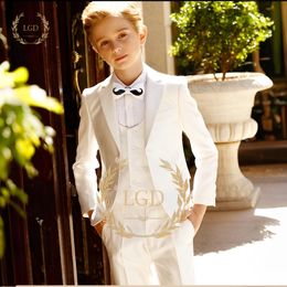 Trajes elegantes para niños artesanales de 3 piezas Conjunto de traje personalizado para bodas fiestas y ocasiones especiales 230814