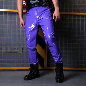 Costumes défilé de mode chanteur danseur Style Hip Hop pantalon ajusté sur mesure Costumes de scène hommes violet décontracté pantalon en cuir mâle