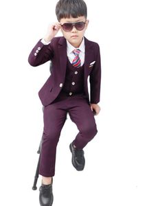 Pakken Bloem Jongens Formele Bruiloft Pak Kids Japan Stijl Jas PantsVestBowTie 4 Stuks Smoking Pak Kids Party Gastheer Kostuum 230620