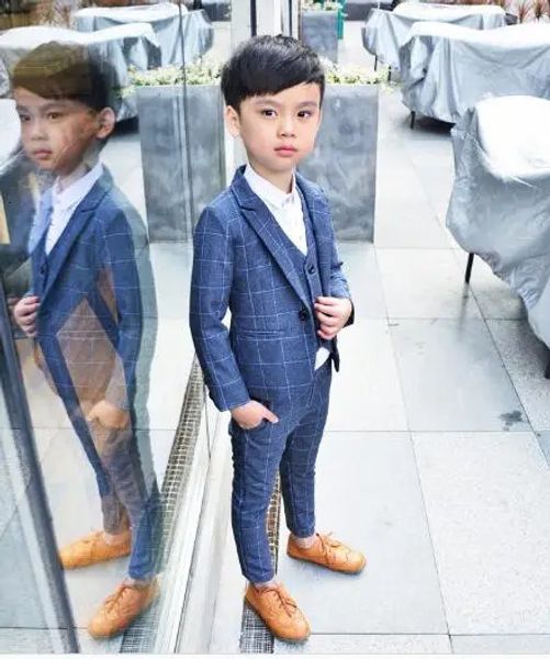 Trajes formales Traje para niños de alta calidad Trajes de un solo pecho para bodas Traje de matrimonio Blazer 3 piezas Abrigo Pantalones Chaleco 231213