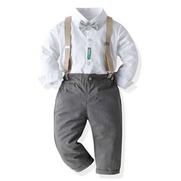 Pakken Kinderen Baby Boy Gentleman Suits Formele katoen met lange mouwen Lik Tie Shirt Troeven Suit Gentleman Kinderkleding Wedding Pryed Jurk 230131