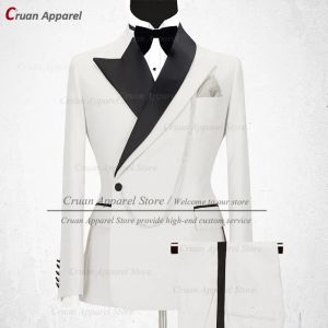 Costumes Dernier luxe Ivory Men Suit Set Slim Fit Groomsmen de marié Robe de mariée Tuxedo Fashion Design Party Stage Blazer Pantalon 2 Pieces