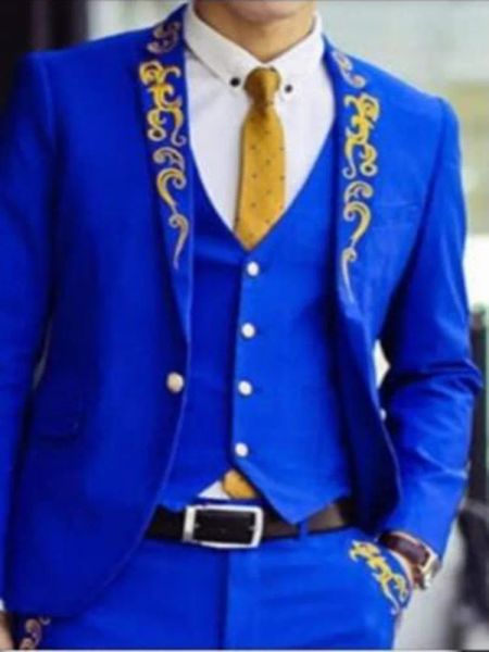 Trajes Trajes de hombre recién llegados Slim Fit azul real con diseño dorado Traje para hombre Blazers Pantalones 3 piezas Formal Business Wedding Groom Tuxedos