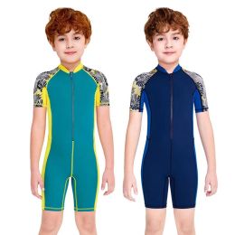 Costumes One-Piece Séchage rapide Summer Boys Swimwear Children Swimsuits Kid Short Sun Protection (y compris les bouchons de baignade)