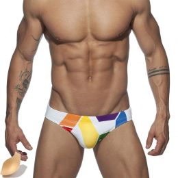 Suits Push Pad Swimsuit Men afdrukken Baden Beach Wear Surf Lage Taille Heren Swimwear -slip Sexy Gay Mens Swim Wear Brave Person 2020