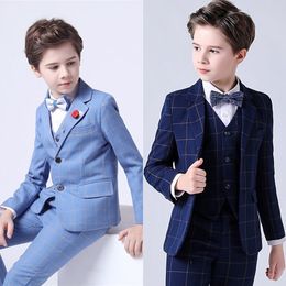 Pakken Lente Grote Jongens Topkwaliteit Plaid Trouwpak Tiener Kid Formele Smoking Strikje Jurk Kinderen Blazer Party Prestaties Kostuum 230918