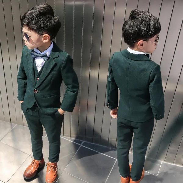 Costumes Costumes garçons vert foncé formel costume de fête de mariage enfants Blazer gilet pantalon cravate 4 pièces smoking enfants Performance pographie robe Costum