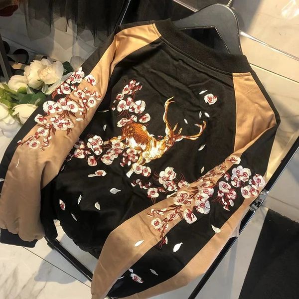 Sukajan Bomber Jacket Femmes Hommes Brodé Satin De Luxe Harajuku Dragon Phoenix Femme Manteau Automne Baseball Vêtements 4XL 240319