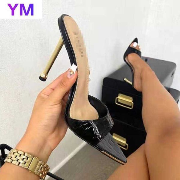 Verano 2021 Nuevas zapatillas de mujer Snake Print Mule Tacones altos Zapatos Sandalias Sexy Sharp Toe Metal Heel Slides Party DrShoes36-42 X0526