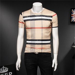 Été 2023 Hauts pour hommes T-shirts à manches courtes à carreaux Impression en soie glacée Mode tendance Jeunesse Beau col rond Casual Bottomi272D