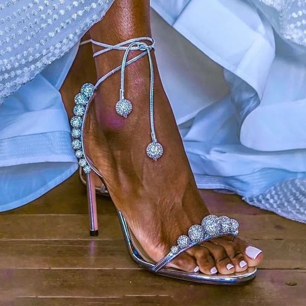 Été Aquazzura Designer Disco Dancer Sandales Femmes Robe Perles De Mariage Cristal Embelli Cheville Cravates Talon Aiguille Fête De Mariage Dame Sexy Sandale Romaine