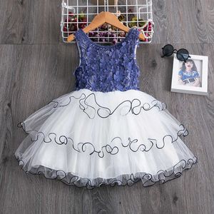 Été bébé filles robe de bal pétales floraux robe de mariée pour filles gilet vestido noeud papillon conception enfants vêtements de fête 3-5-8 ans Q0716