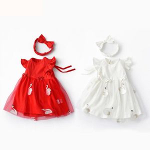 Verano bebé niñas sin mangas lindo cisne vestidos niños niños niña princesa ropa fiesta 210429