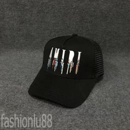 Diseñador de playa de verano gorra equipada sombrero letras bordado diseño exquisito casqueta distintiva primavera fal pesca compras camioneros de lujo sombreros para hombre PJ032 B23