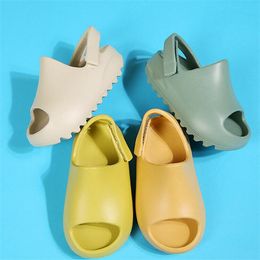Zapatillas deportivas de verano para correr en la playa, zapatillas de coco con suela gruesa para niños y niñas