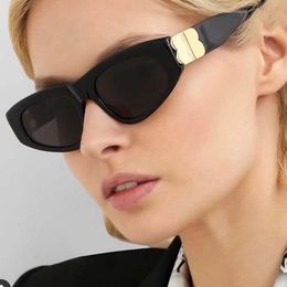 Zomerstrand zonnebrillen Designer Travel -bril voor vrouwelijke mannen Mode bril 11 kleuren