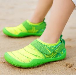 Chaussures aux pieds nus plage à la plage pour enfants nageant aqua pataugeant balside garçons filles baskets respirant sèchement doux séchage