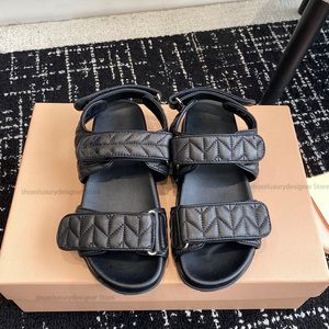 Zomer Strand Vrouwen Platform Sandalen Slippers Slides Topkwaliteit echt leer casual muilezels outdoor Luxe Ontwerpers zwarte mode schoen met doos