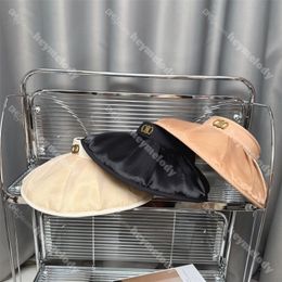 Caps de créateurs de grandes avantages d'été Caps de visors de créateurs chapeaux de paille tissés Sunshade Visor Hats Caps